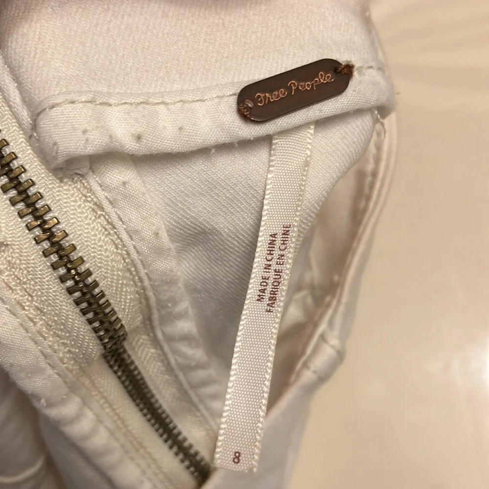Free people white back zip mini skirt 8 medium